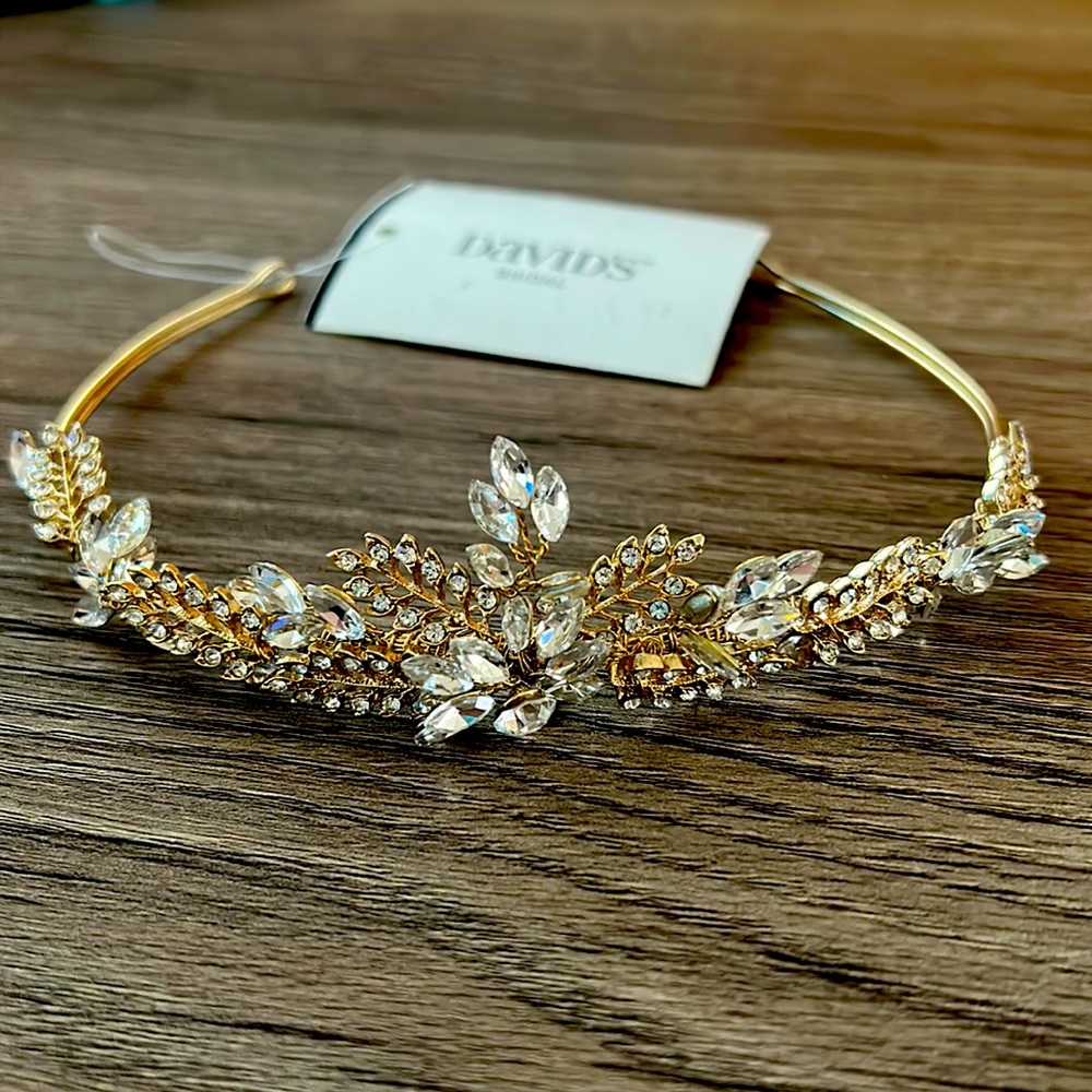 David’s Bridal Gold Leaf Floral Wedding Tiara for Bride